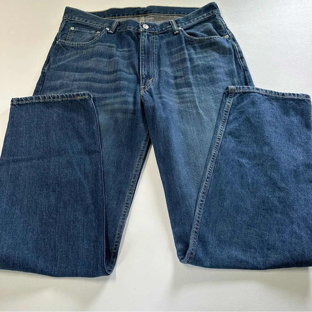 Levi’s men’s 36/34‎ 550 straight leg jeans hundred percent cotton